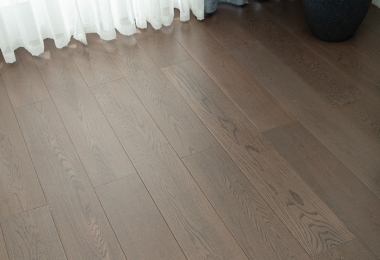 橡木实木复合地板 新三层金属漆 JS885