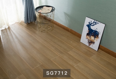 铂尼思享家 加枫实木复合地板 拉丝仿古  SG7712